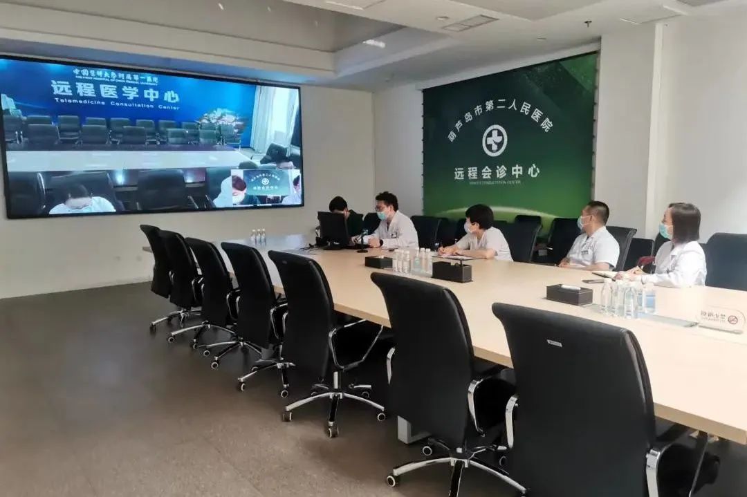 全省首家！中國醫(yī)科大學附屬第一醫(yī)院專家來“查房”，家門口享國內(nèi)優(yōu)質(zhì)醫(yī)療資源！(圖6)